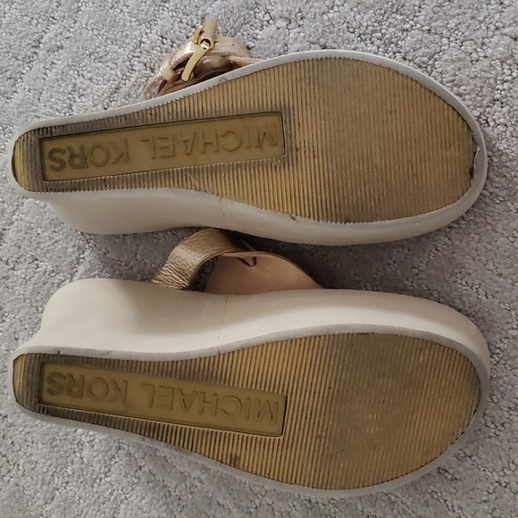Michael Kors platform sandals size 6 - Picture 5 of 7